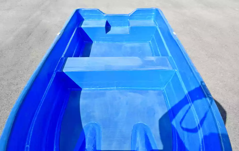 Стеклопластиковая лодка Neman-340 (тримаран) в Элисте