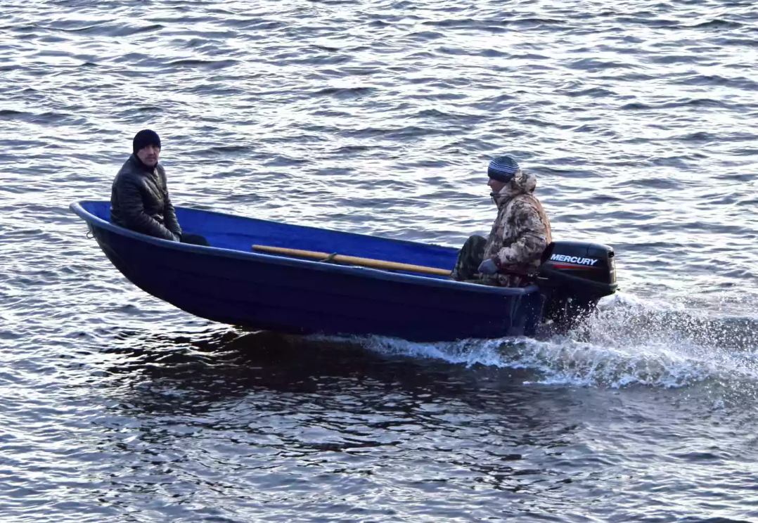 Стеклопластиковая лодка Neman-340 (тримаран) в Элисте