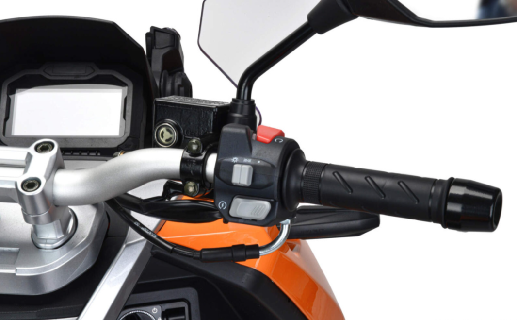 Скутер MOTOLAND (МОТОЛЕНД) T-MAX 150 в Элисте