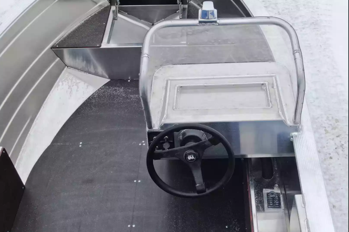 Алюминиевая лодка Неман-400 С в Элисте