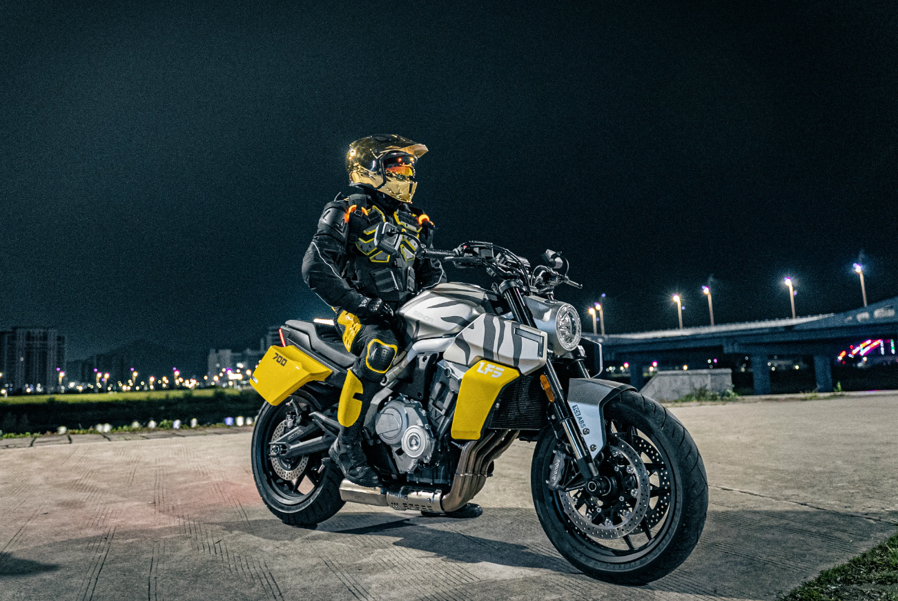 Мотоцикл Benda LFS 700 в Элисте