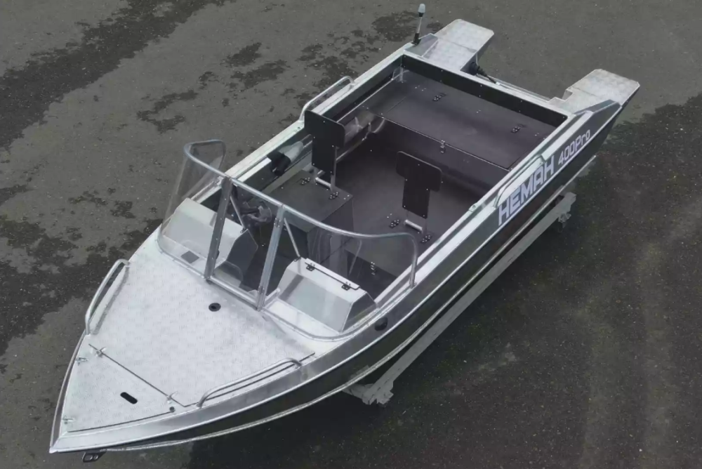 Алюминиевая лодка  Neman-400 PRO в Элисте