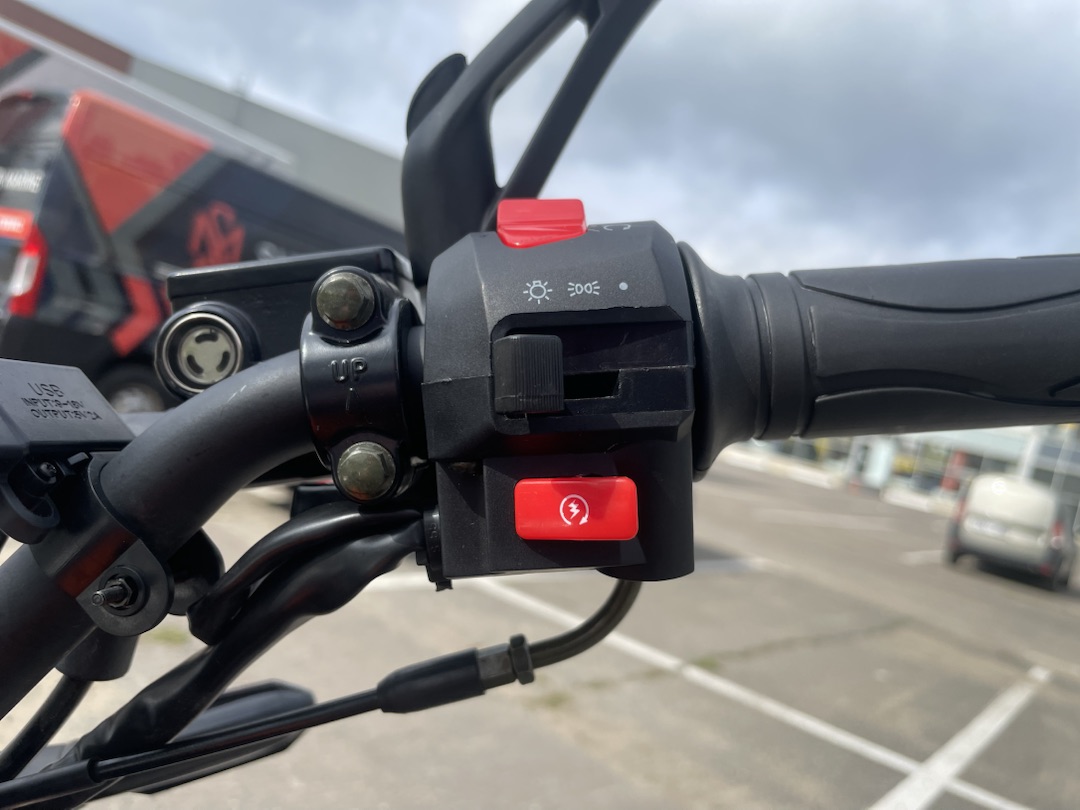 Мопед PROMAX CB150R (49) в Элисте