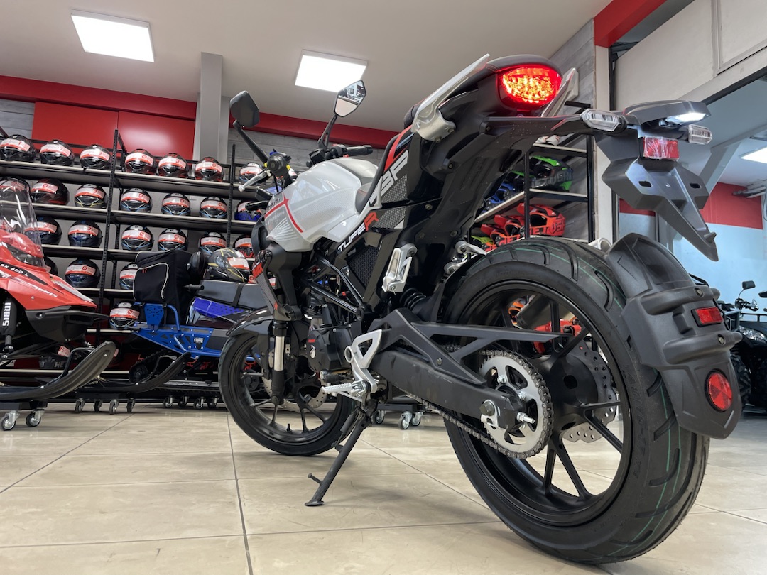 Мопед PROMAX CB150R (49) в Элисте
