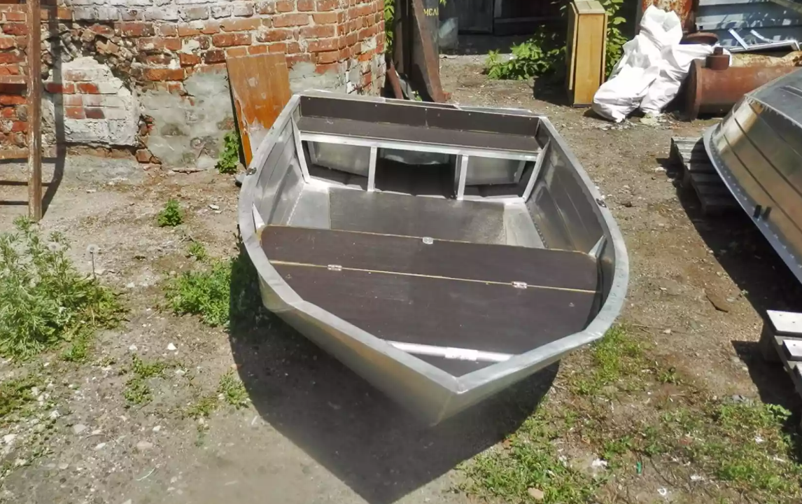 Алюминиевая лодка Вятка-Профи Вариант в Элисте