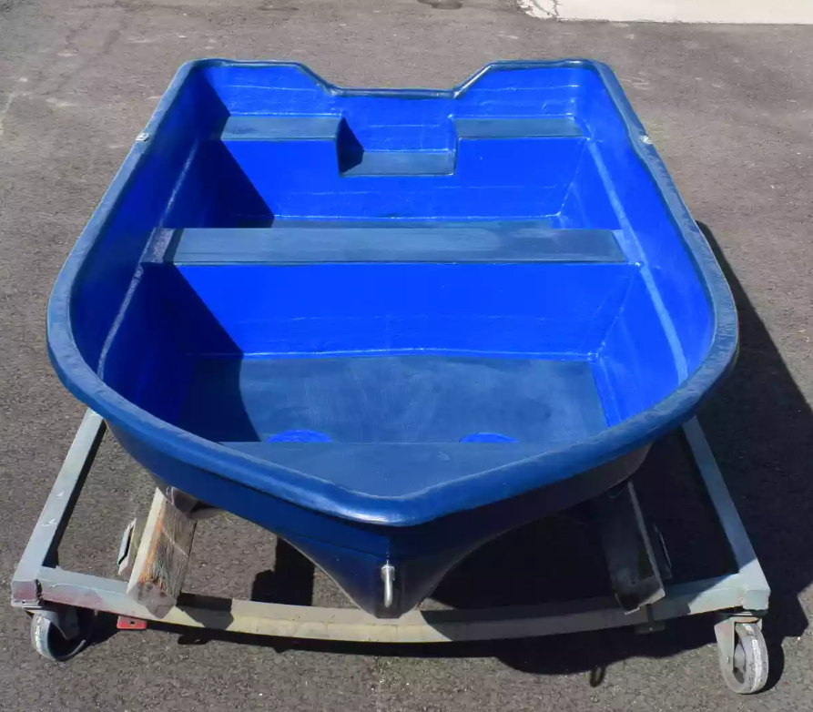 Стеклопластиковая лодка Neman-340 (тримаран) в Элисте