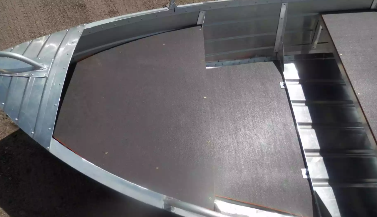 Алюминиевая лодка Вятка-Профи 32 в Элисте