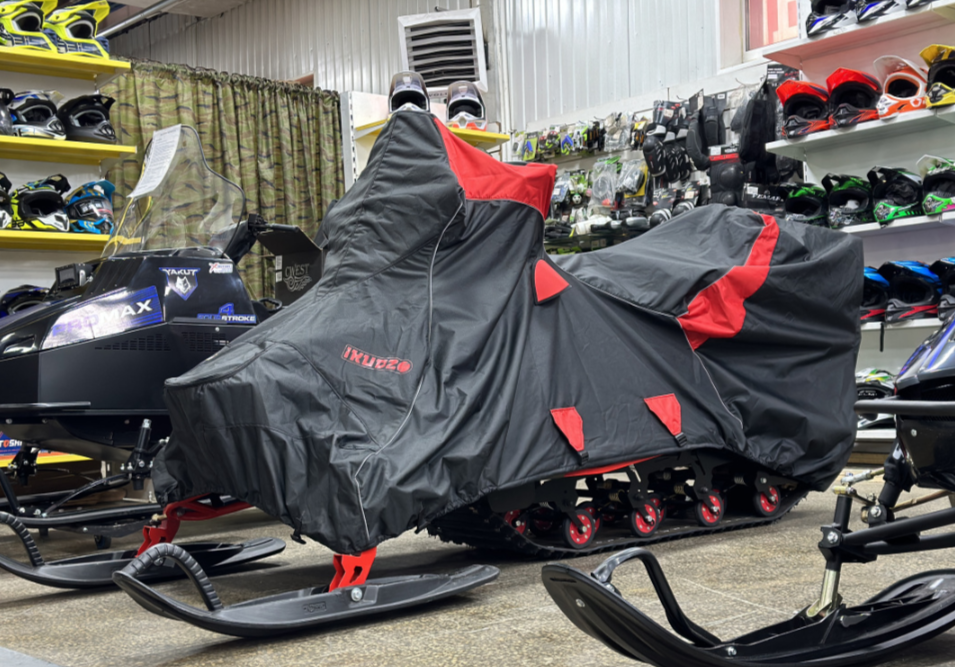 Чехол транспорт. снегохода IKUDZO HUNTER черно-красный Оксфорд ПРЕМИУМ качества с лого IKUDZO в Элисте