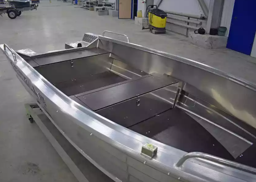 Алюминиевая лодка  Wyatboat-430 Р в Элисте