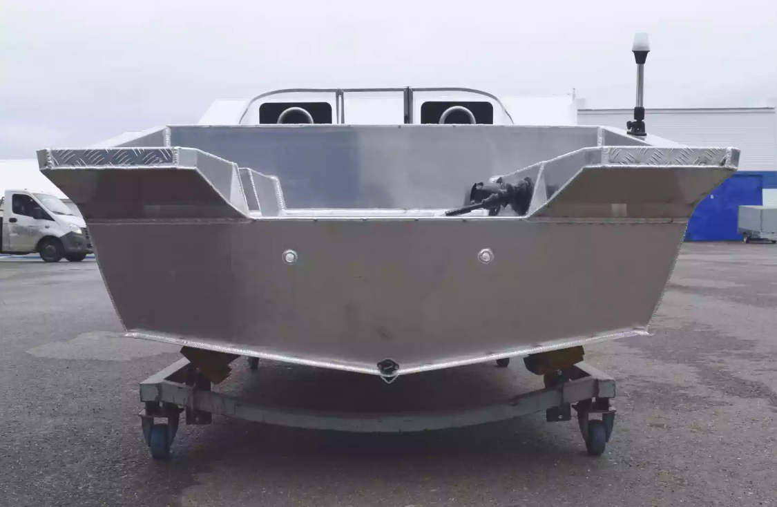 Алюминиевая лодка  Neman-400 PRO в Элисте