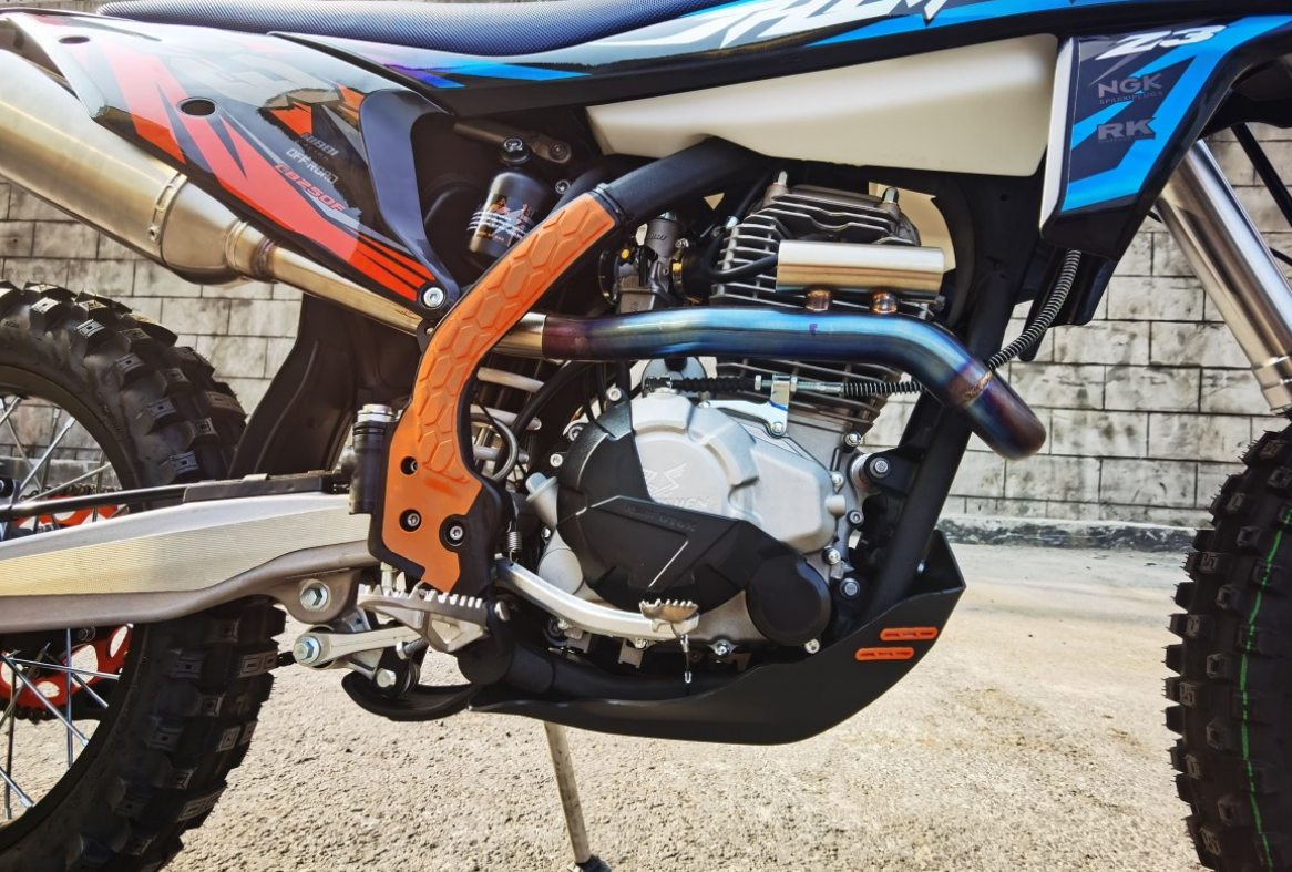 Мотоцикл JHLMOTO JHL Z3 CB250 (172FMM-3A) в Элисте