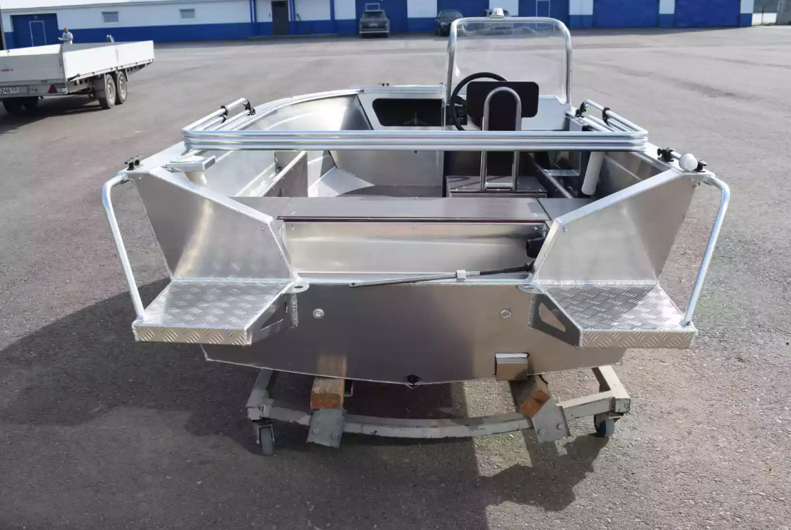 Алюминиевая лодка Неман-400 С в Элисте