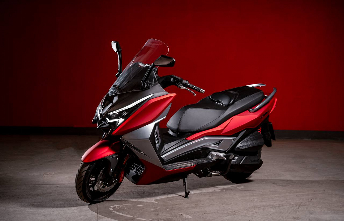 МАКСИСКУТЕР ARIIC 318 в Элисте