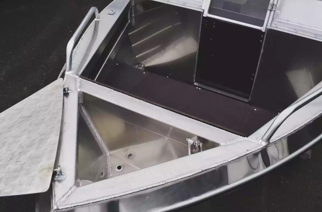 Алюминиевая лодка  Neman-400 DC в Элисте