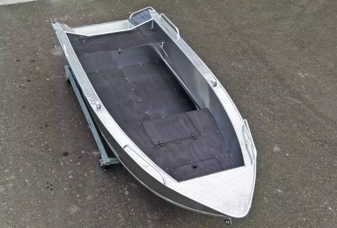 Алюминиевая лодка  Wyatboat-430М FISH в Элисте