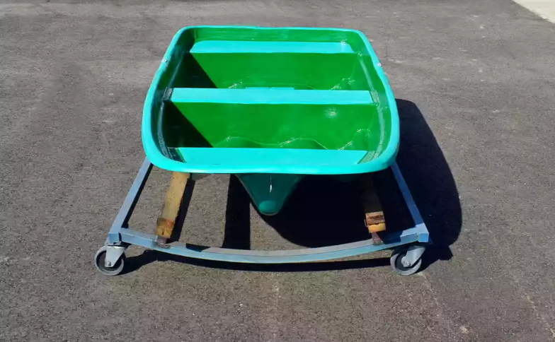 Стеклопластиковая лодка Старт (тримаран) в Элисте