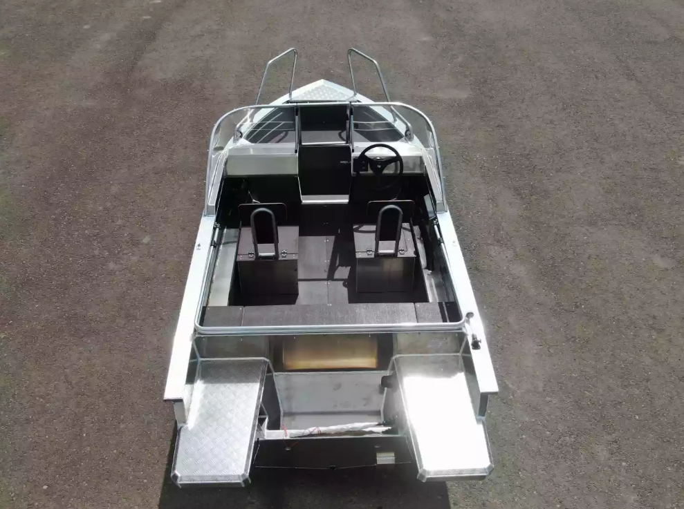 Алюминиевая лодка  Неман-400 DCM NEW в Элисте