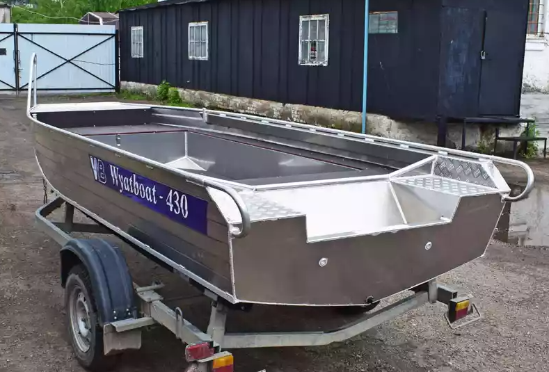 Алюминиевая лодка  Wyatboat-430 Master в Элисте