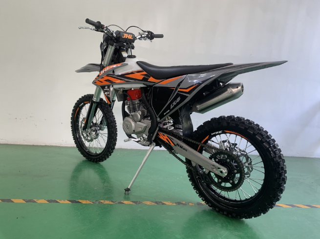 Мотоцикл JHLMOTO JHL LX4 CB300RL (175FMN) в Элисте