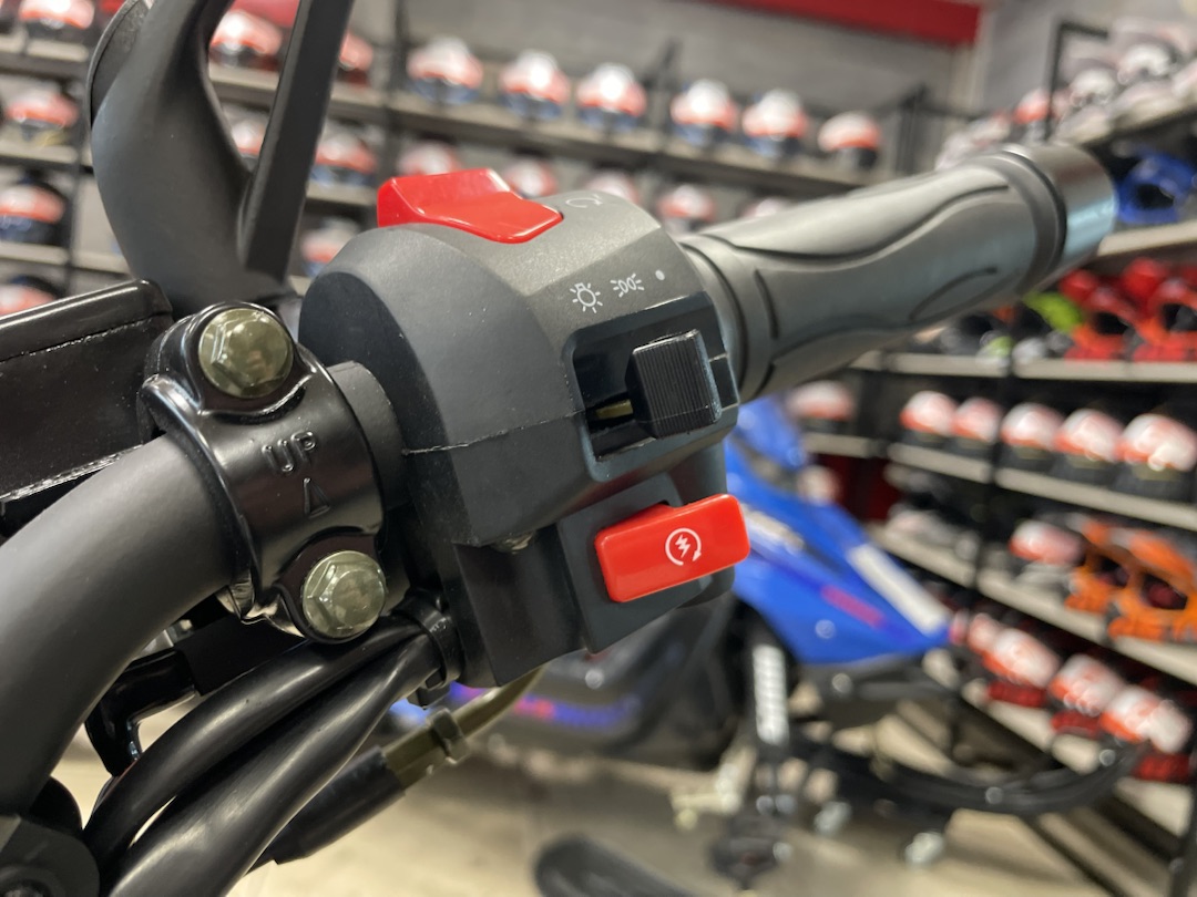 Мопед PROMAX CB150R (49) в Элисте