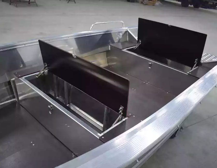 Алюминиевая лодка  Wyatboat-430 Р в Элисте