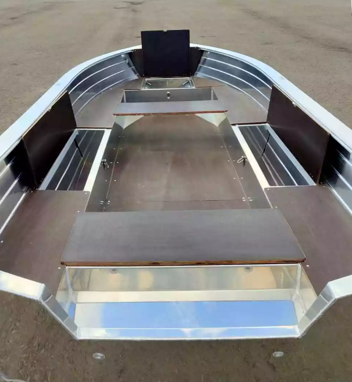 Алюминиевая лодка Неман-400 в Элисте