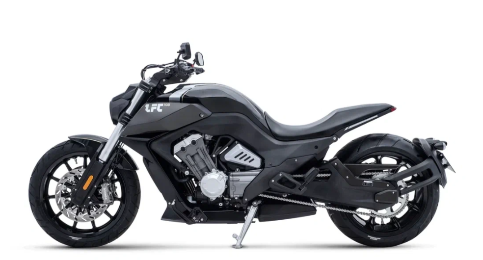 Мотоцикл Benda LFC 700 в Элисте