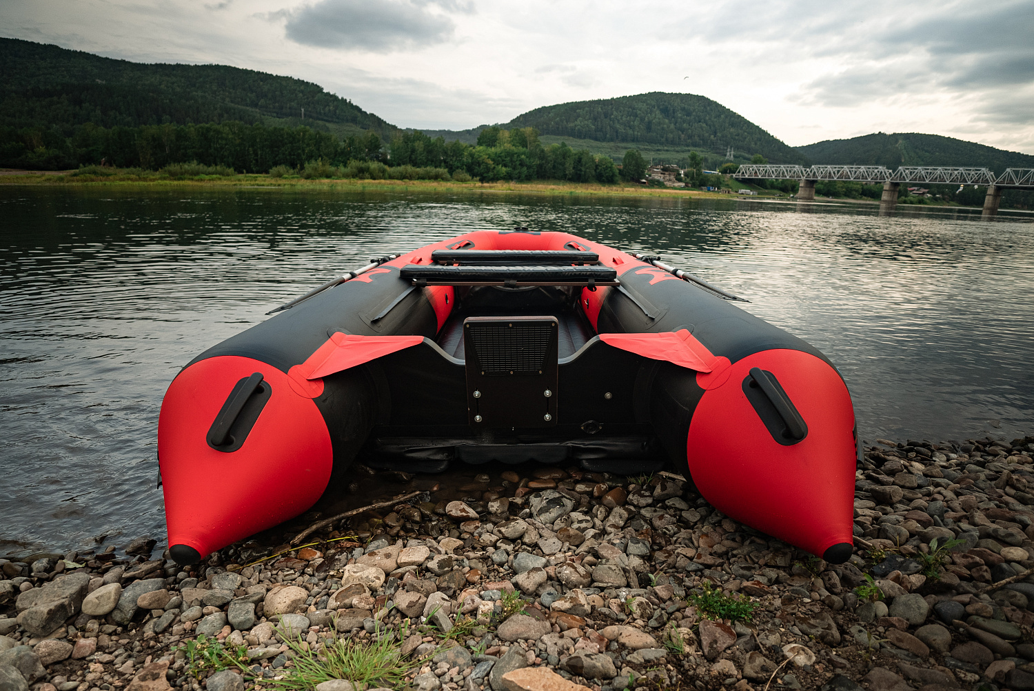 Лодка MISHIMO RIVER JET 390 под водомет в Элисте