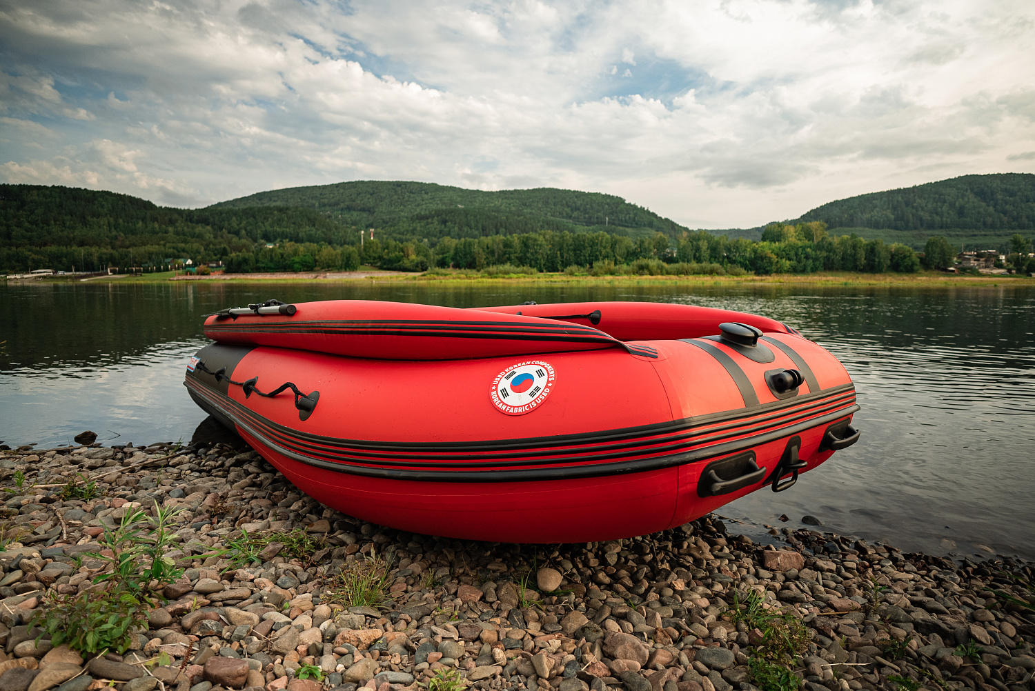 Лодка MISHIMO RIVER FJET PRO 410  под водомет в Элисте