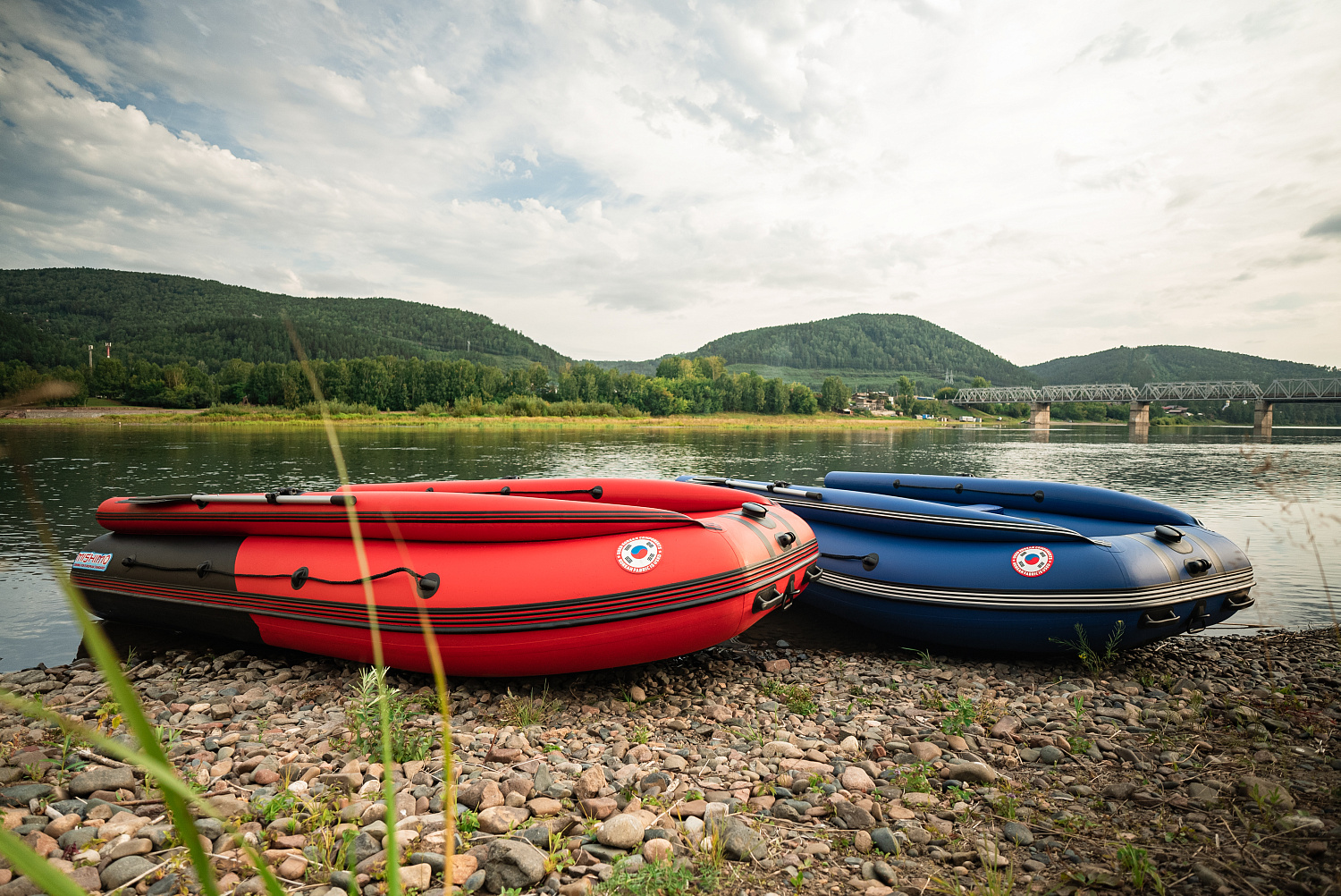 Лодка MISHIMO RIVER FJET PRO 410  под водомет в Элисте