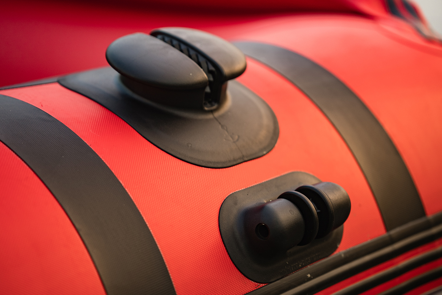 Лодка MISHIMO RIVER FJET PRO 410  под водомет в Элисте