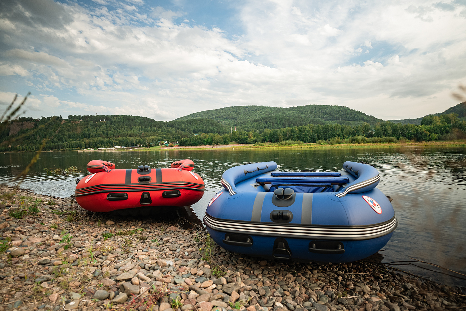 Лодка MISHIMO RIVER FJET PRO 410  под водомет в Элисте