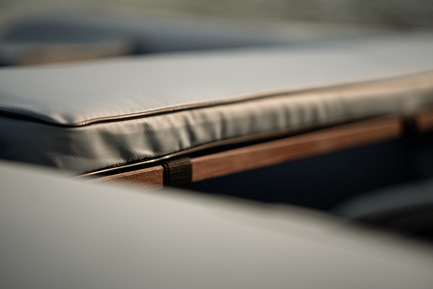 Лодка MISHIMO RIVER JET 390 под водомет в Элисте