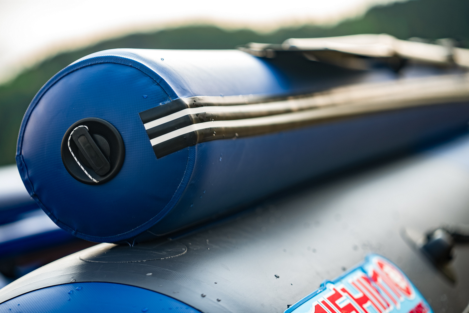 Лодка MISHIMO RIVER FJET PRO 410  под водомет в Элисте