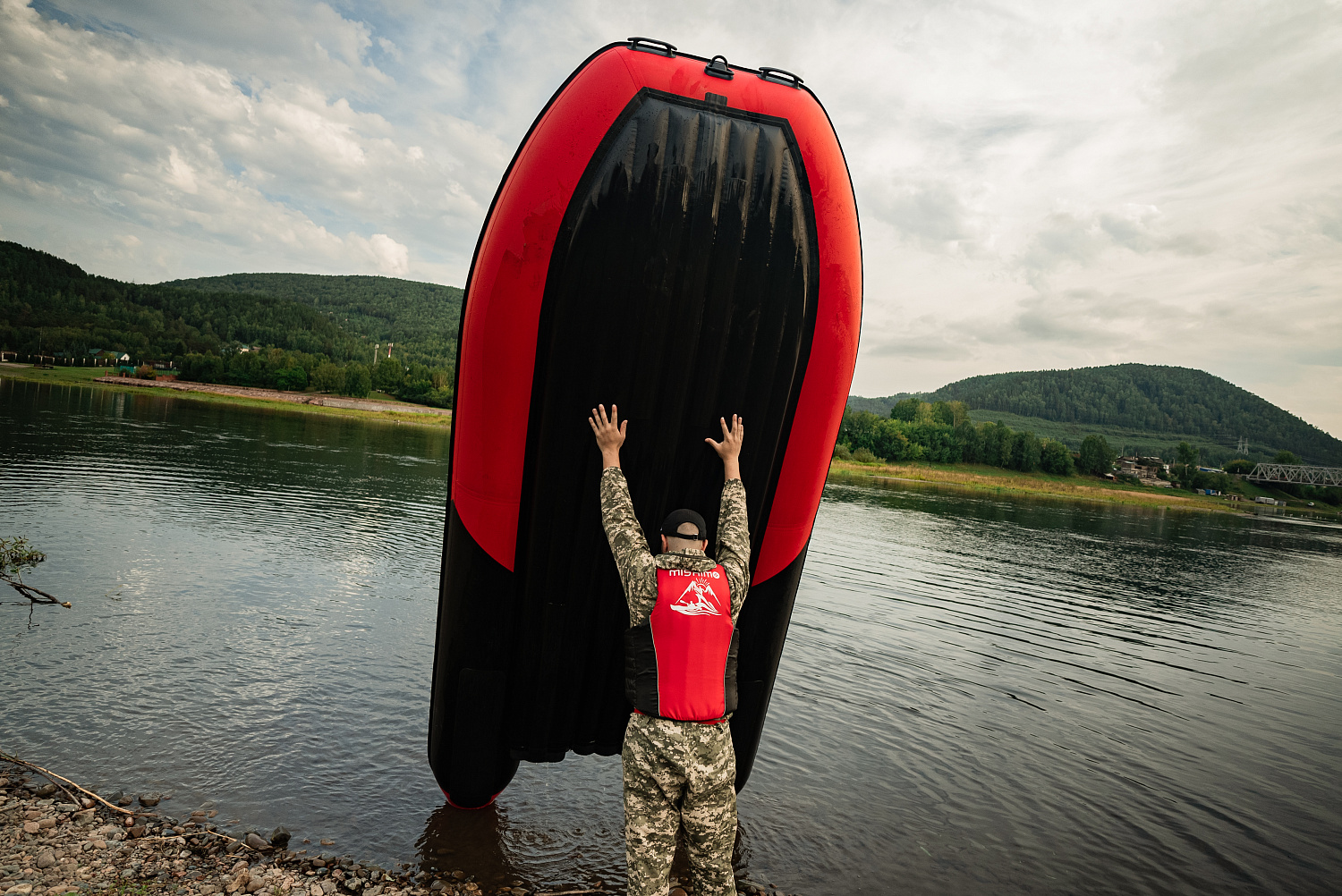 Лодка MISHIMO RIVER FJET PRO 410  под водомет в Элисте