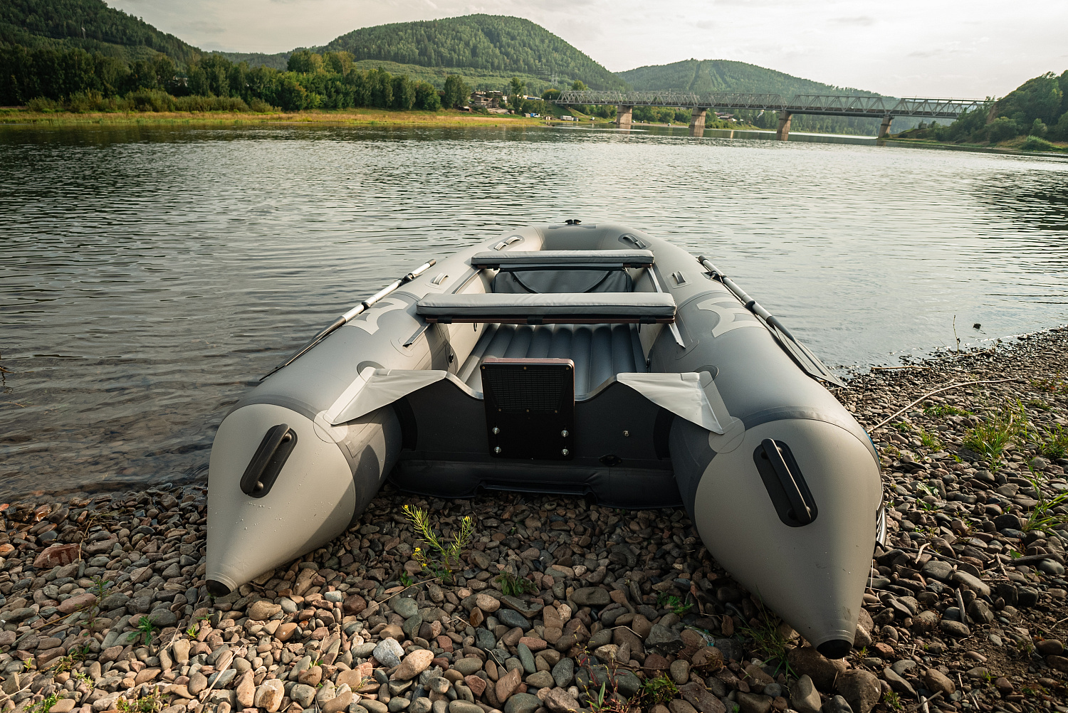 Лодка MISHIMO RIVER JET 390 под водомет в Элисте