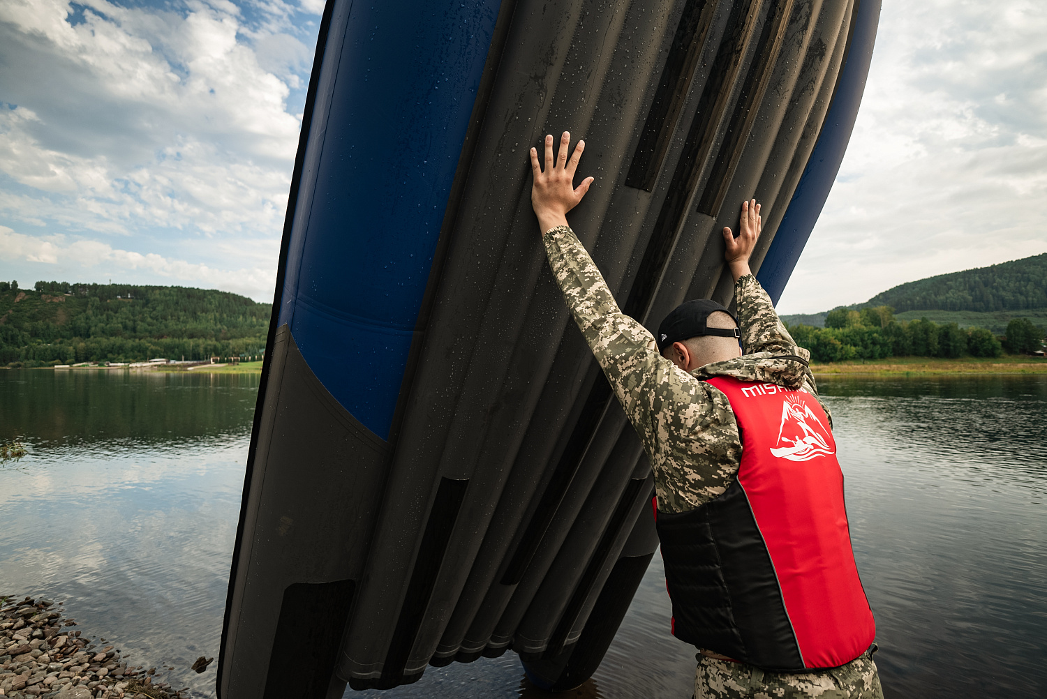 Лодка MISHIMO RIVER FJET PRO 410  под водомет в Элисте