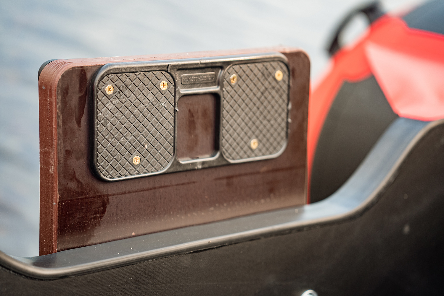 Лодка MISHIMO RIVER FJET PRO 410  под водомет в Элисте