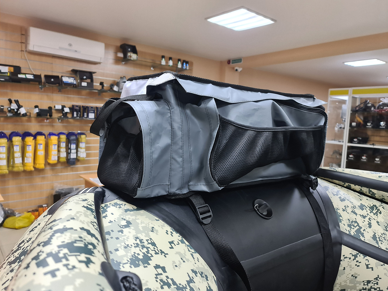 СУМКА ЛЮКС НА БАЛЛОН ДЛЯ ЛОДОК ПВХ 50Х25Х25 СМ в Элисте